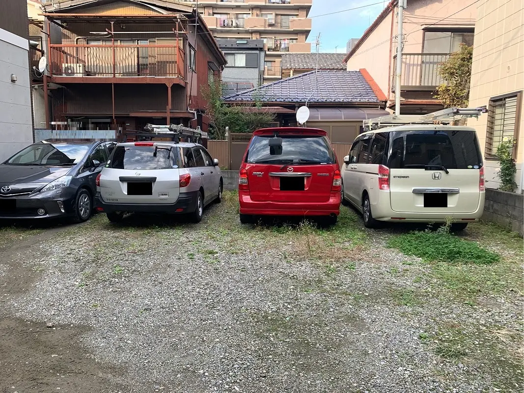 足立区千住河原町　月極駐車場